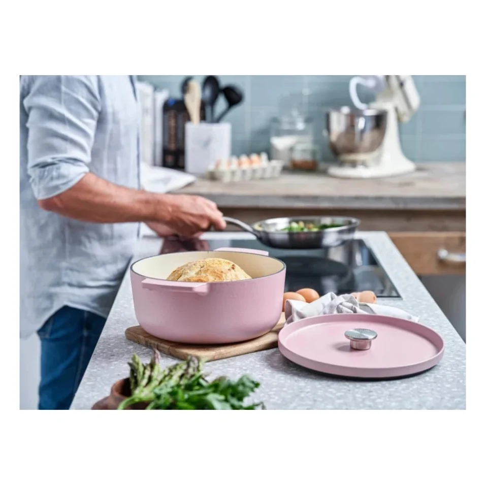Каструля KitchenAid чавунна з кришкою 3,3 л Суха троянда (CC007430-001) — фото 5