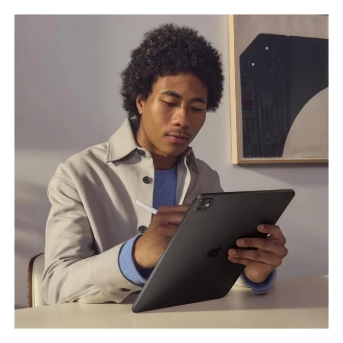 Планшет Apple iPad Pro 11" M4 WiFi 512GB with Standard glass Space Black (MVVC3NF/A) — фото 4