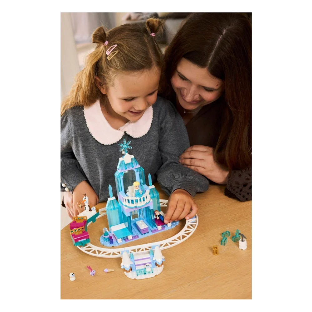 Конструктор LEGO Disney Princess Крижаний палац Ельзи та веселе катання на санчатах (43281) — фото 10