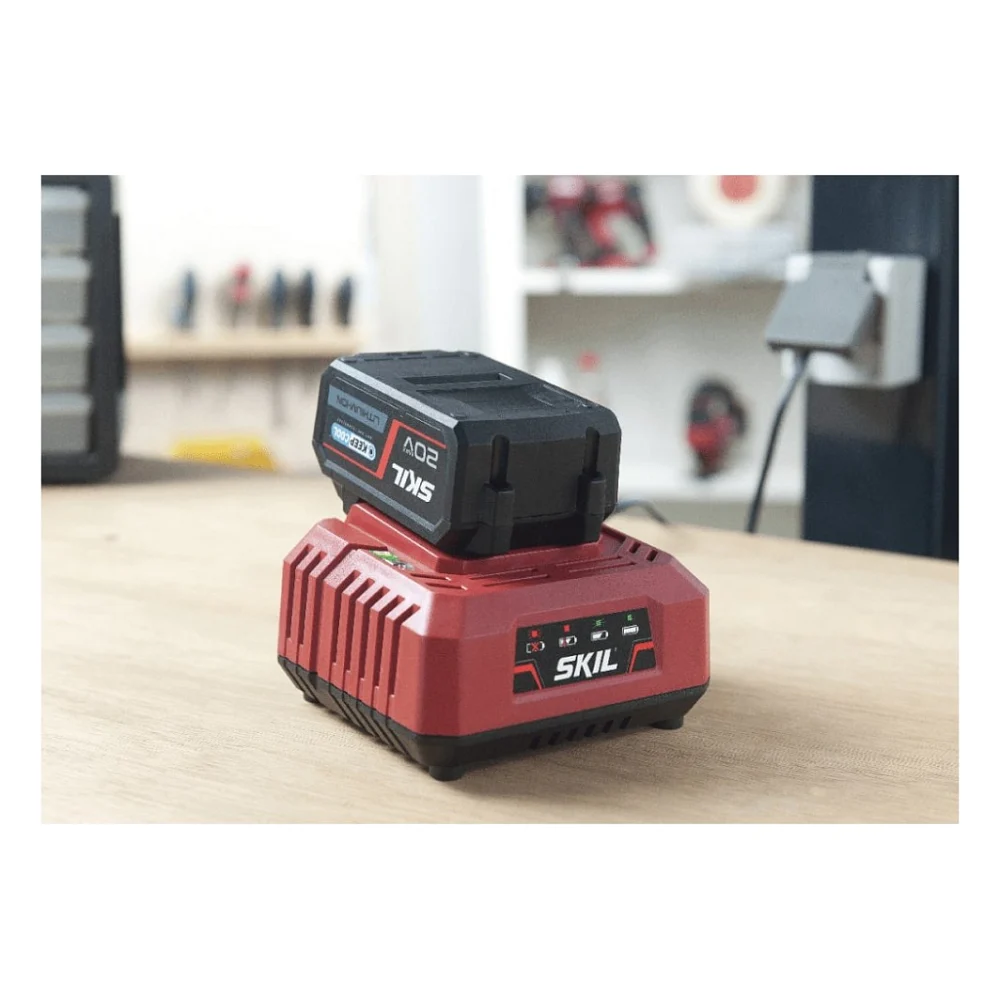 Зарядний пристрій для акумуляторів інструменту Skil CR1E3122 AA, 2,4A, 20V (CR1E3122AA) — фото 3