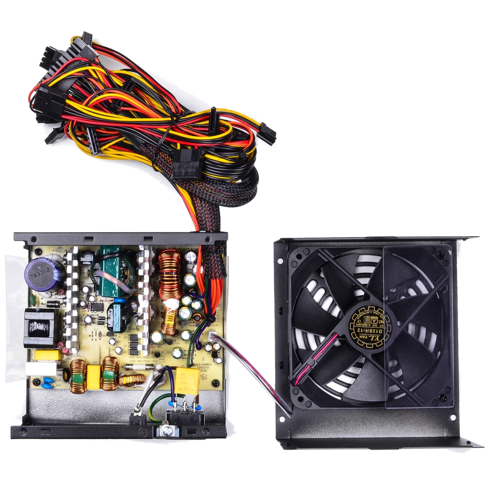 Блок живлення Qube 700W (QBC-GPM-700W-80B) — фото 5