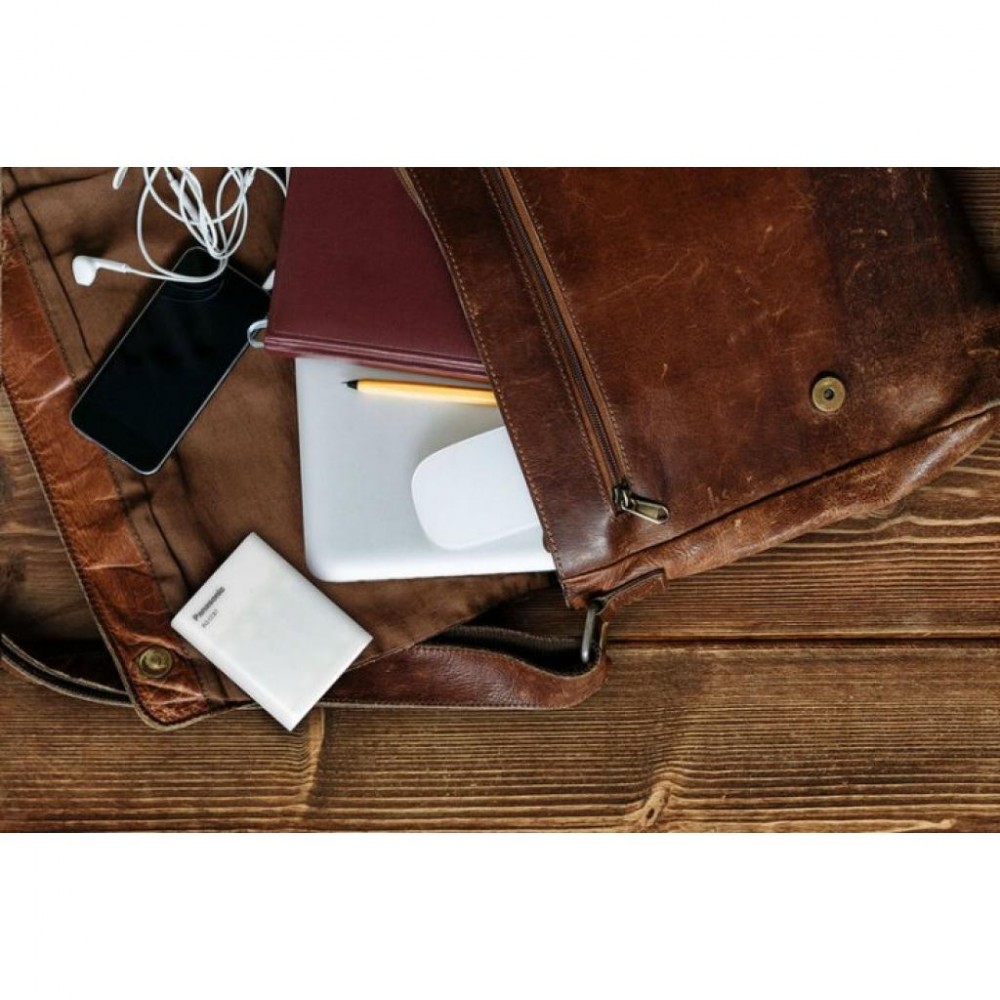 Зарядний пристрій для акумуляторів Panasonic USB in/out з функцією Power Bank (BQ-CC87USB) — фото 9