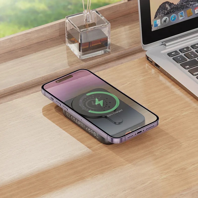 Батарея універсальна Hoco J117A Esteem magnetic 10000mAh PD20W Black — фото 4