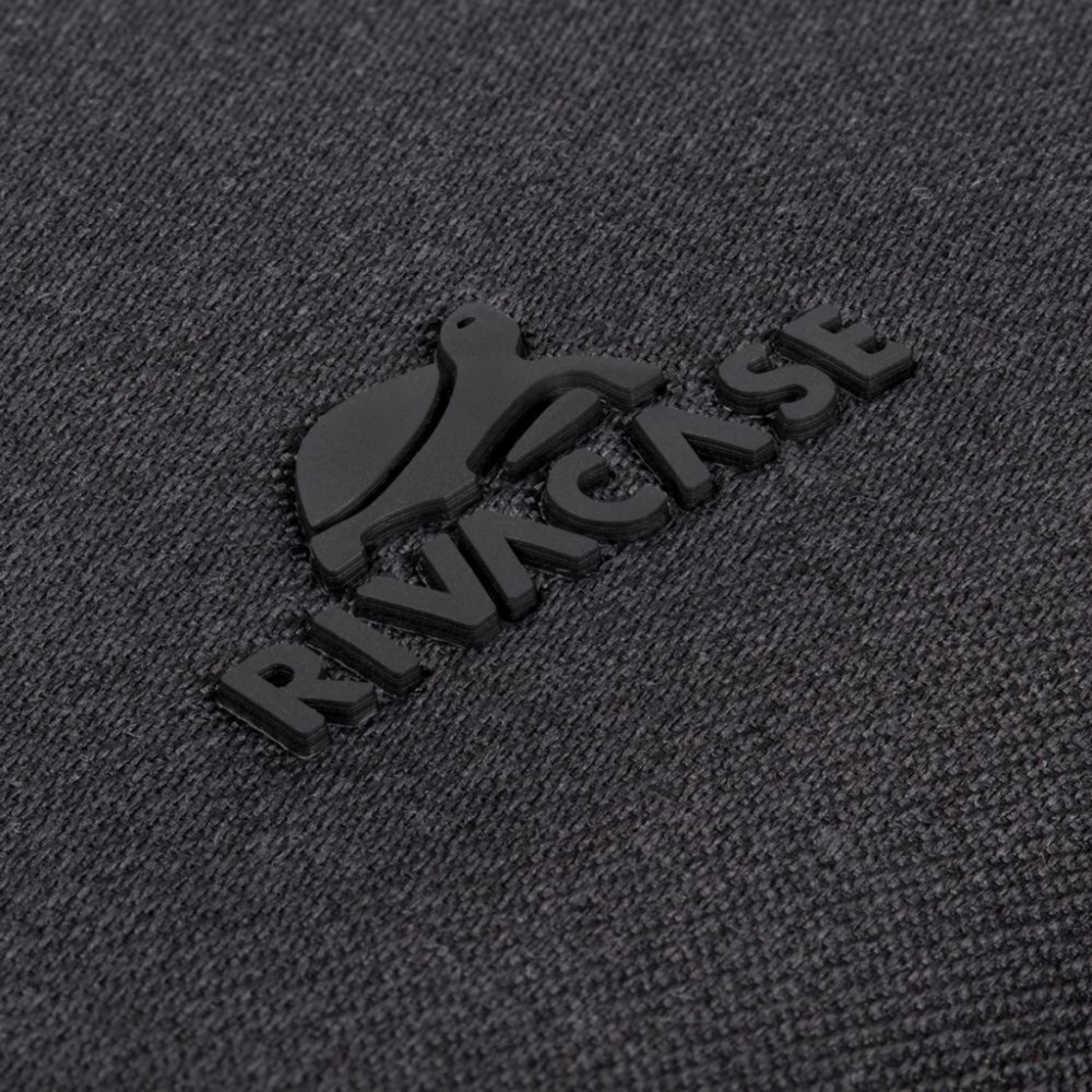 Чохол до ноутбука RivaCase 15" 8115 Clark Black ECO (8115BlackECO) — фото 12